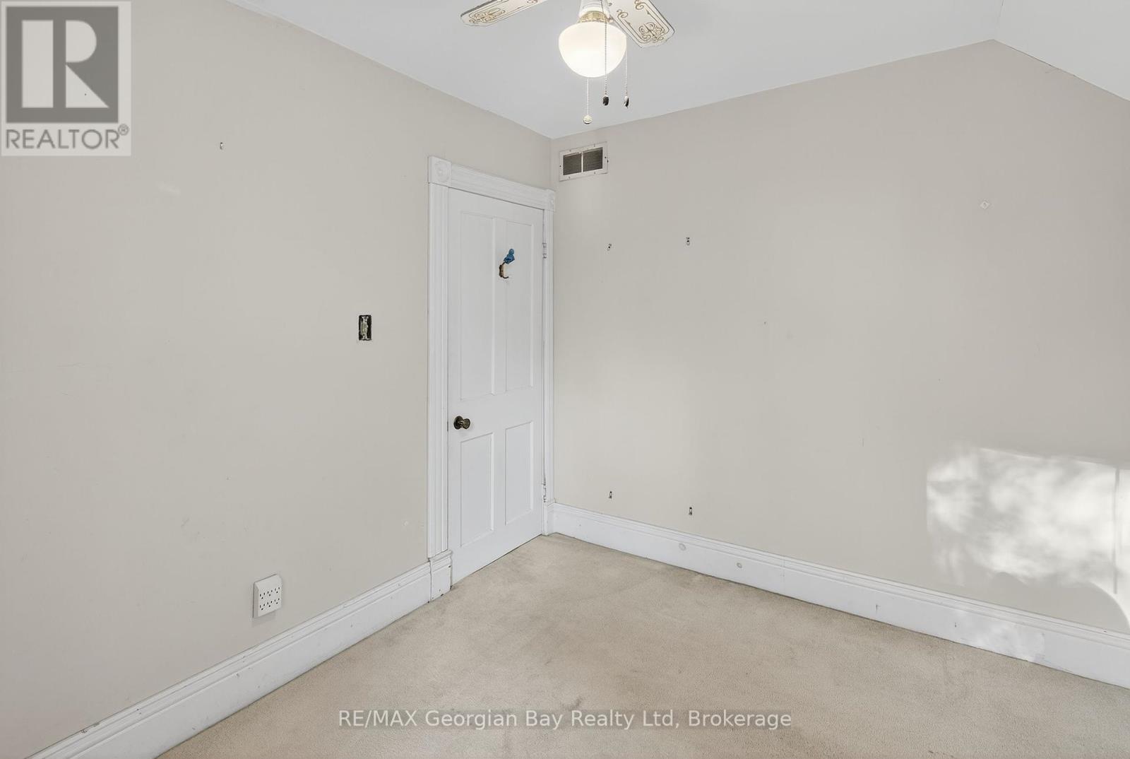 16 John Street, Severn, Ontario  L0K 1E0 - Photo 24 - S12432393