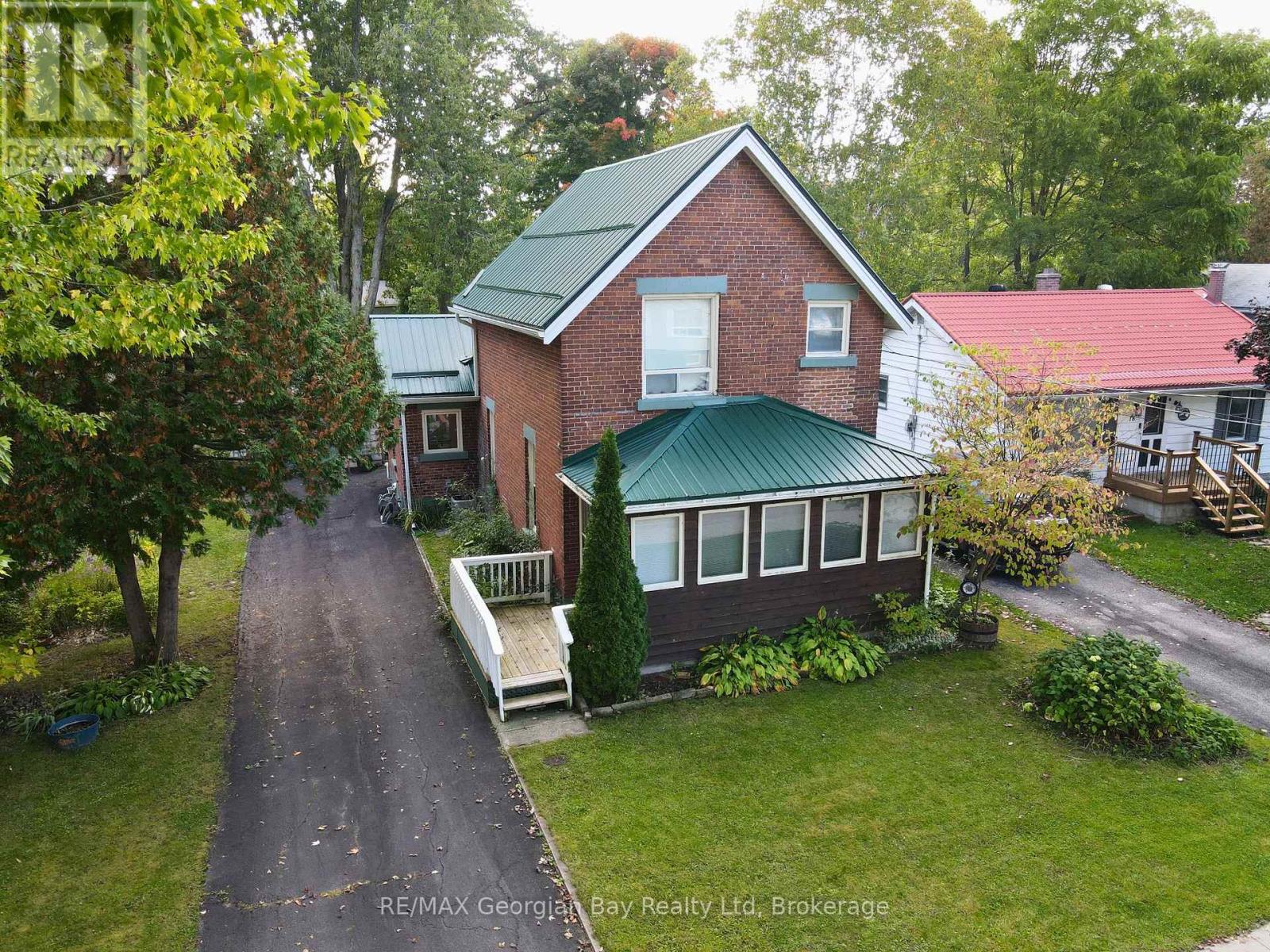 16 John Street, Severn, Ontario  L0K 1E0 - Photo 28 - S12432393