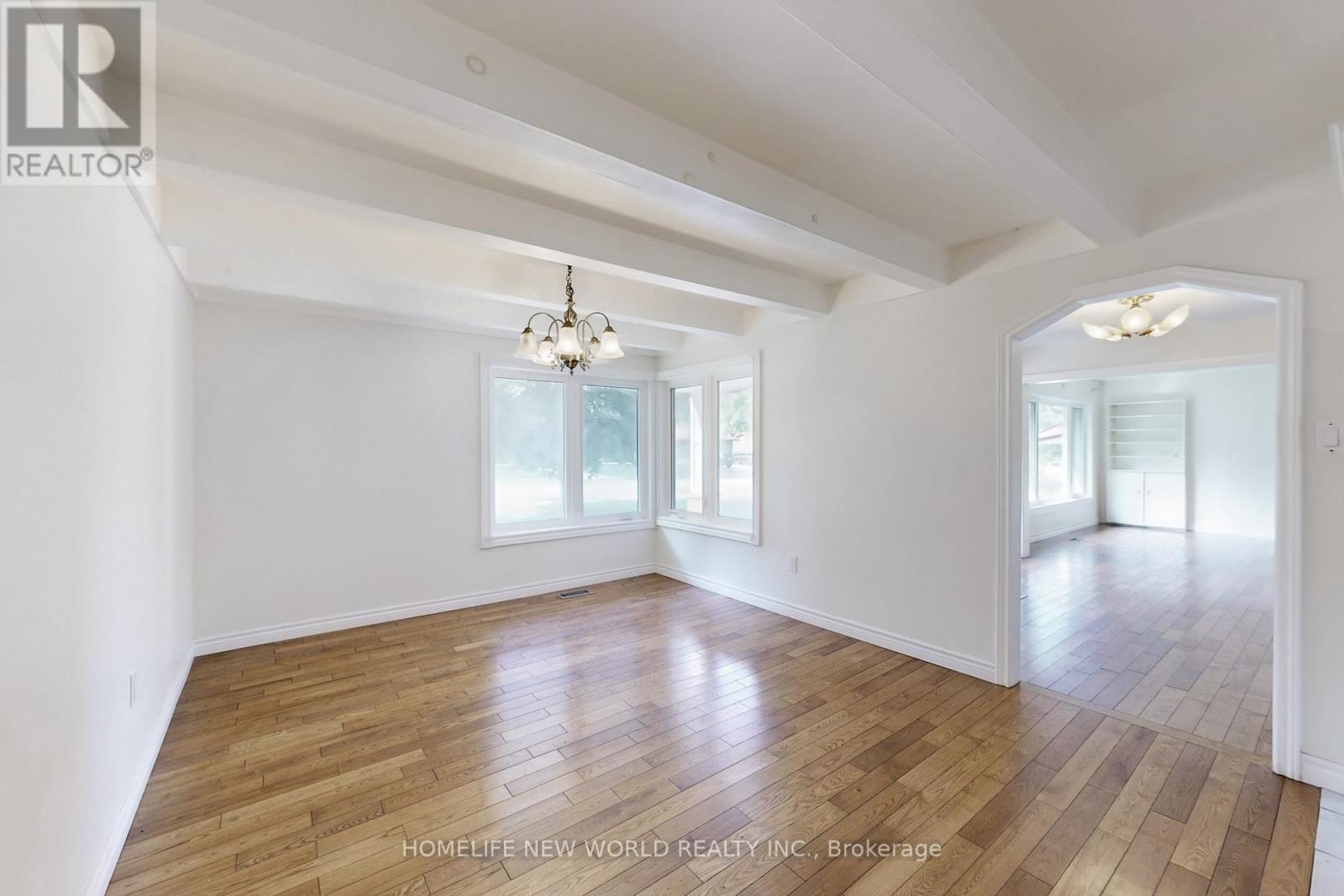 66 Farr Avenue, East Gwillimbury, Ontario  L0G 1V0 - Photo 20 - N12432288