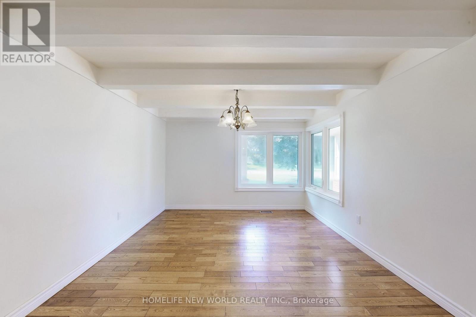 66 Farr Avenue, East Gwillimbury, Ontario  L0G 1V0 - Photo 21 - N12432288