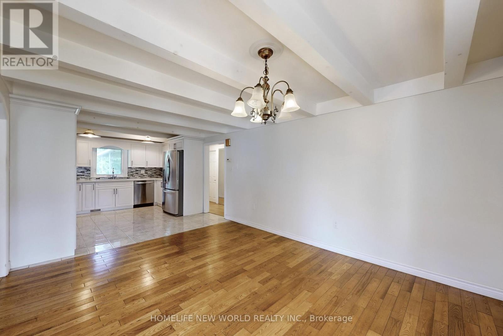 66 Farr Avenue, East Gwillimbury, Ontario  L0G 1V0 - Photo 24 - N12432288
