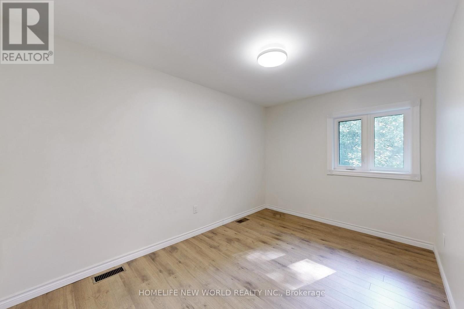 66 Farr Avenue, East Gwillimbury, Ontario  L0G 1V0 - Photo 30 - N12432288
