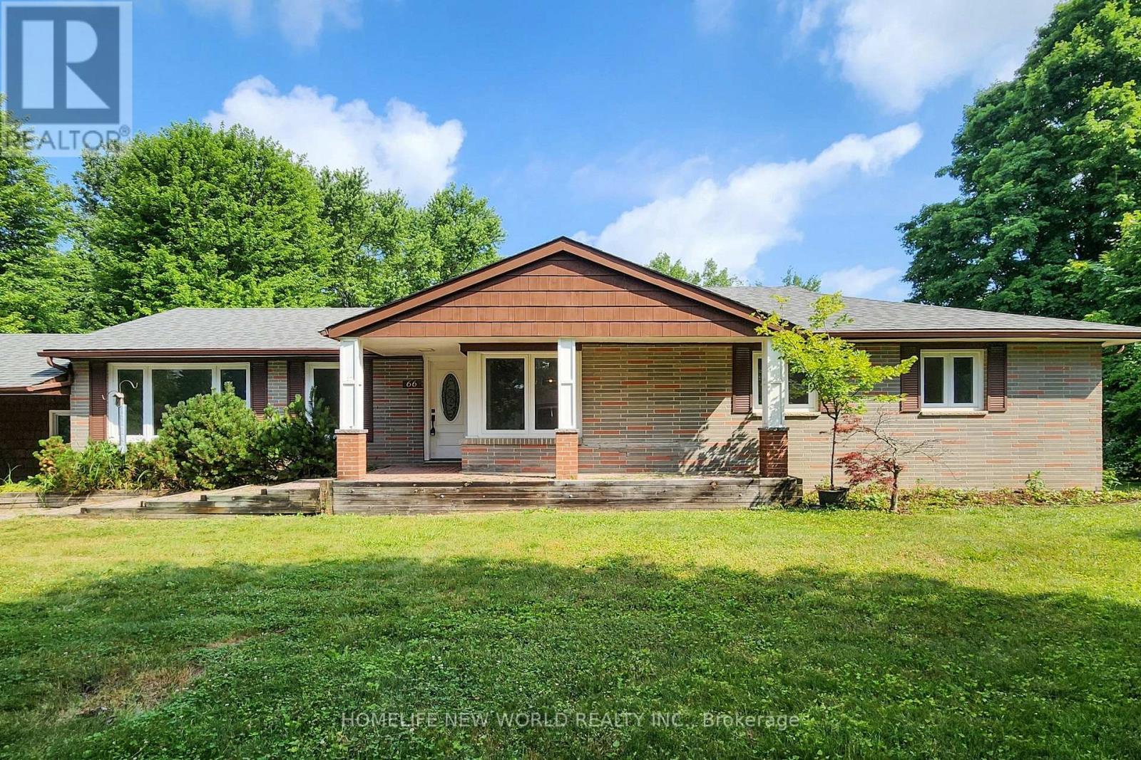 66 Farr Avenue, East Gwillimbury, Ontario  L0G 1V0 - Photo 4 - N12432288