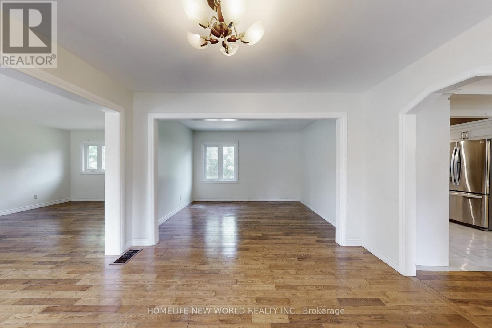 66 Farr Avenue, East Gwillimbury, Ontario  L0G 1V0 - Photo 44 - N12432288