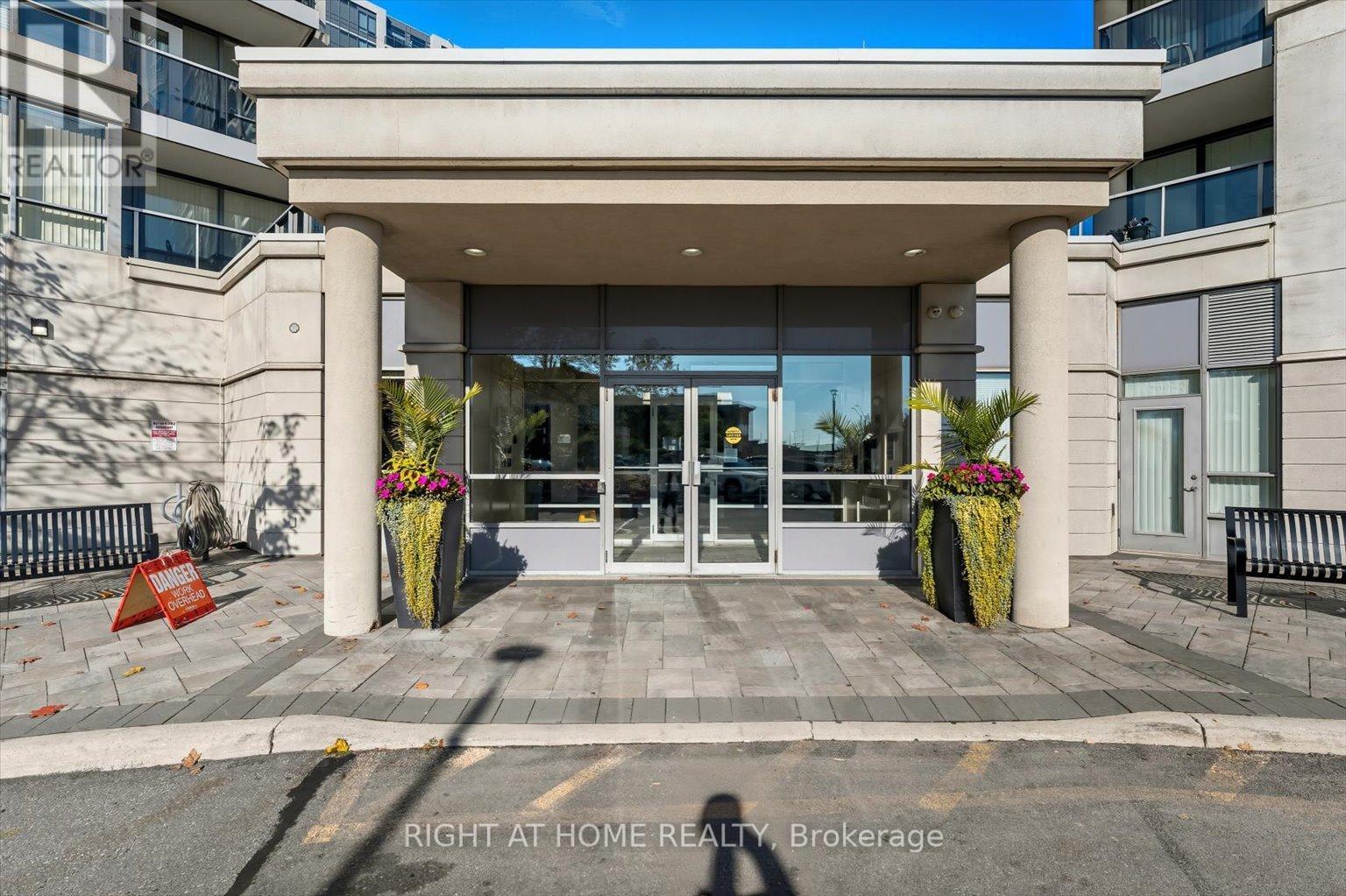 509 - 50 DISERA DRIVE, Vaughan, Ontario