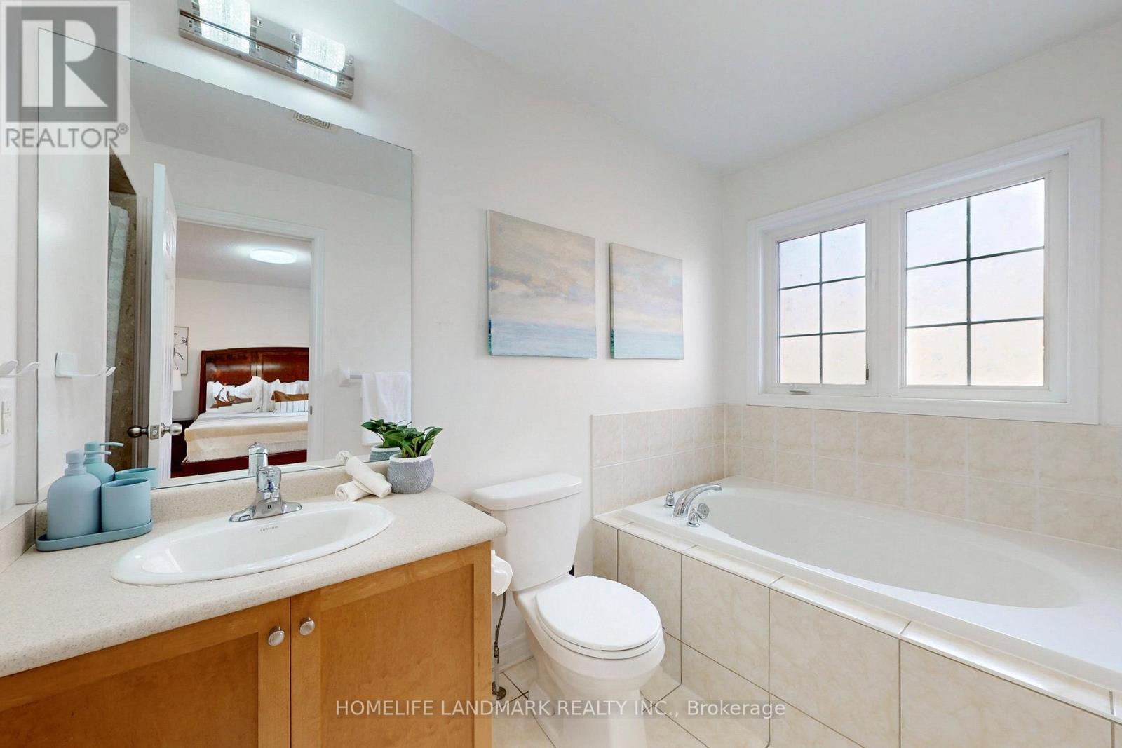 123 Fimco Crescent, Markham, Ontario  L6E 0R4 - Photo 23 - N12432301