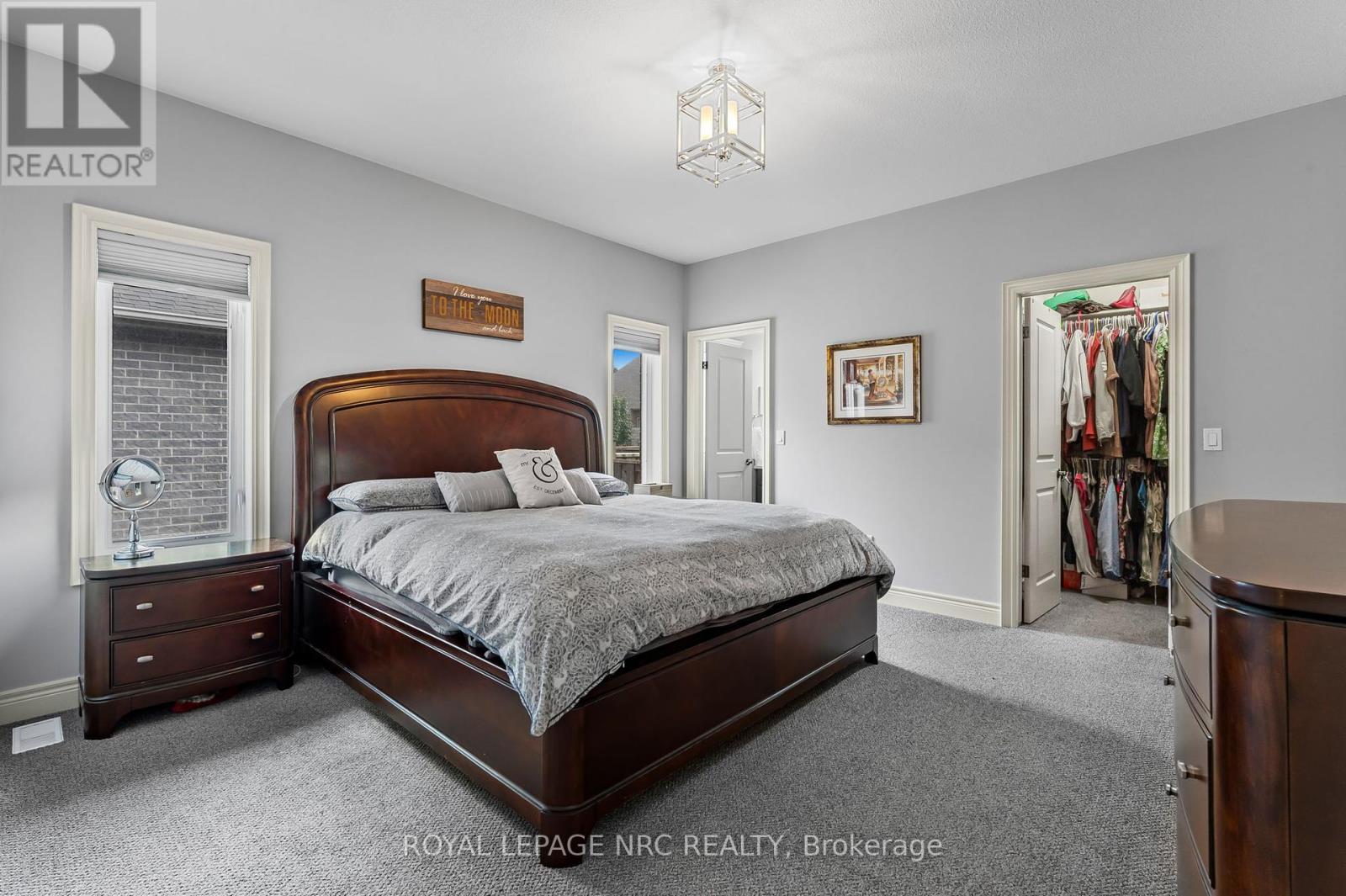 23 Abbott Place, Pelham (Fonthill), Ontario  L0S 1E5 - Photo 12 - X12432315