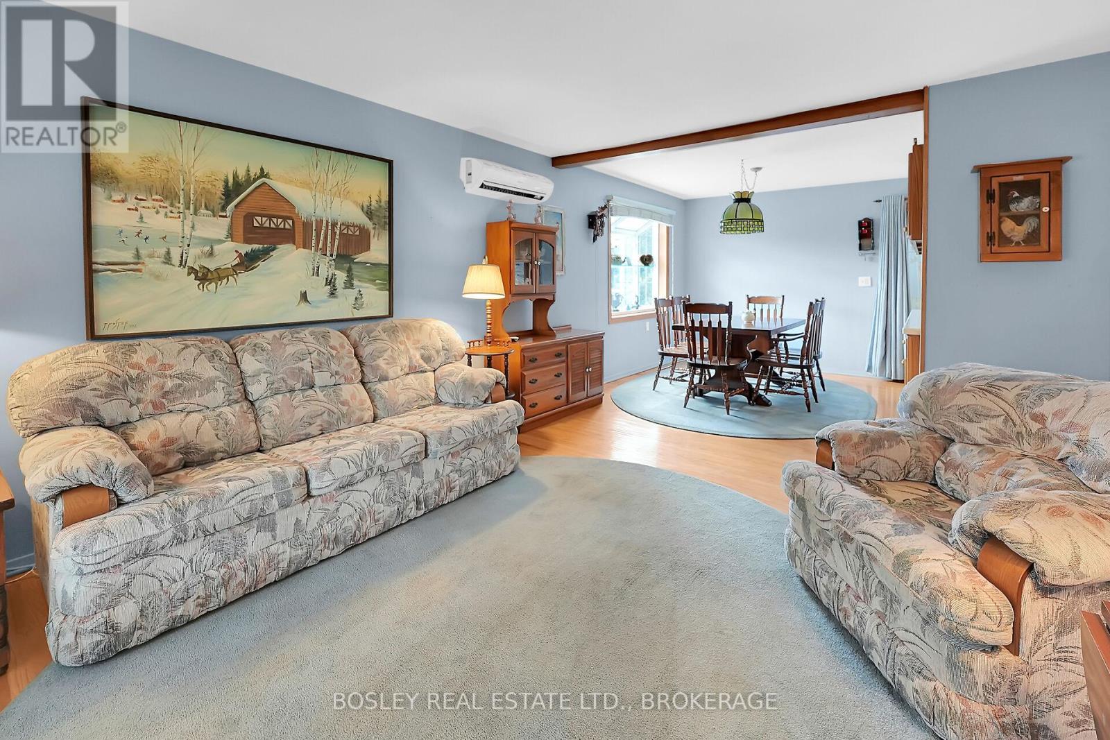 25 Lawrence Drive, Thorold (Confederation Heights), Ontario  L2V 2X6 - Photo 6 - X12432339