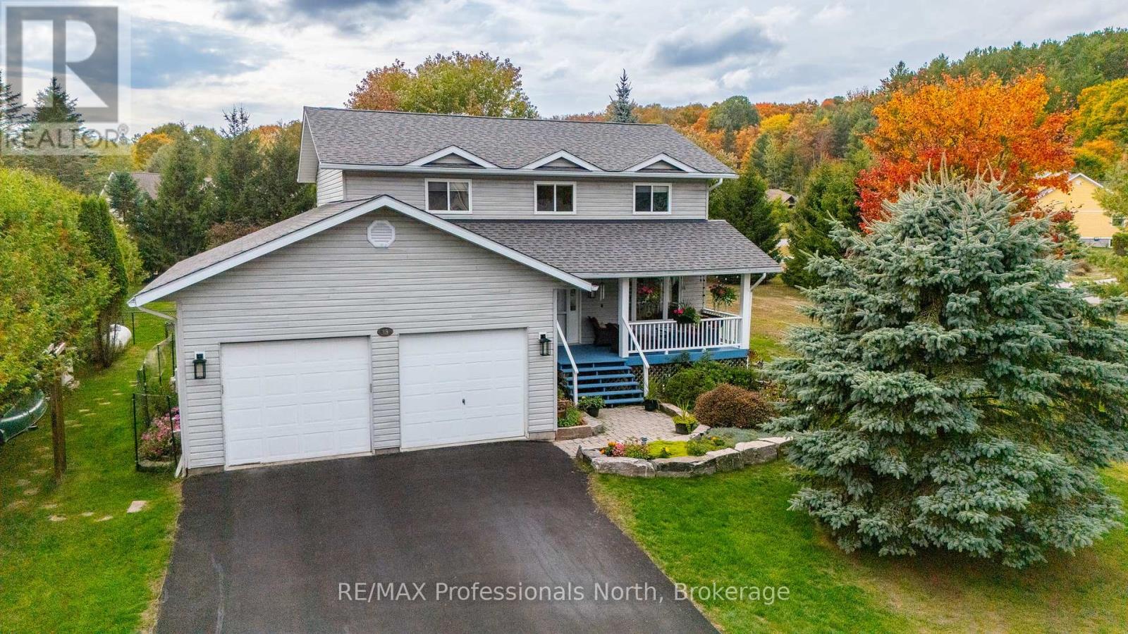 13 Glebe Road, Dysart Et Al, Ontario  K0M 1S0 - Photo 1 - X12432351