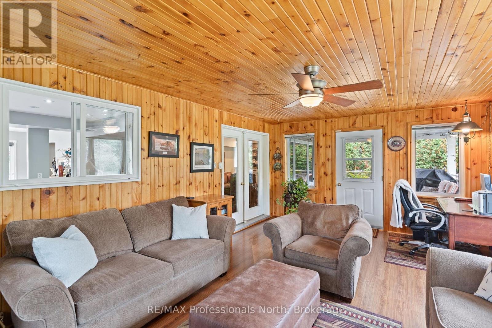 13 Glebe Road, Dysart Et Al, Ontario  K0M 1S0 - Photo 21 - X12432351