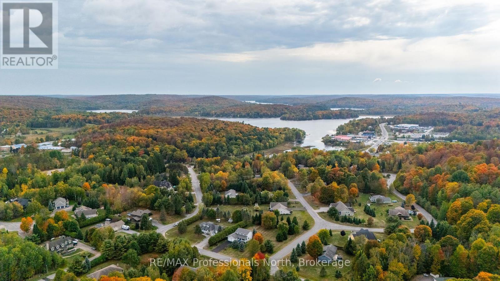 13 Glebe Road, Dysart Et Al, Ontario  K0M 1S0 - Photo 50 - X12432351
