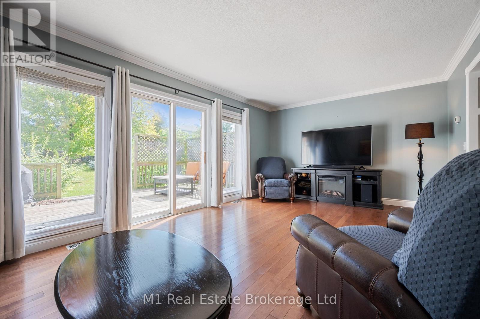 25 Mackay Street, Guelph, Ontario  N1E 7H3 - Photo 12 - X12432374