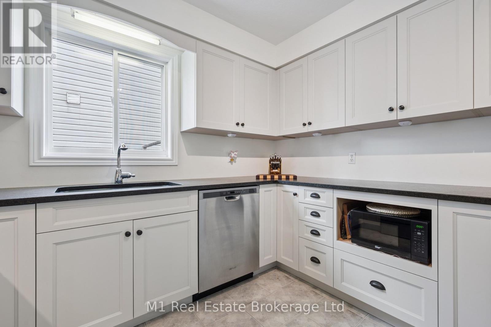 25 Mackay Street, Guelph, Ontario  N1E 7H3 - Photo 18 - X12432374