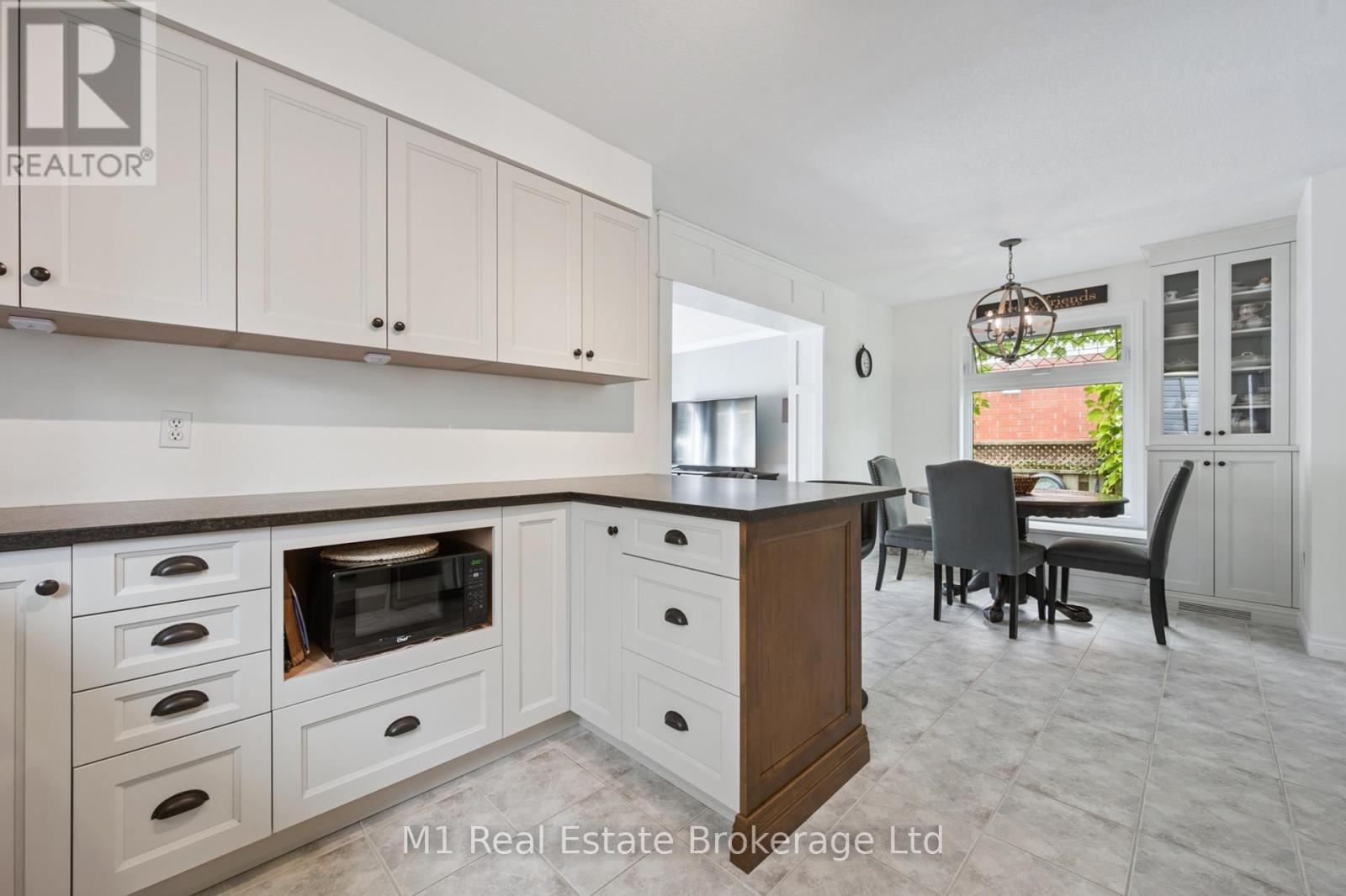 25 Mackay Street, Guelph, Ontario  N1E 7H3 - Photo 19 - X12432374