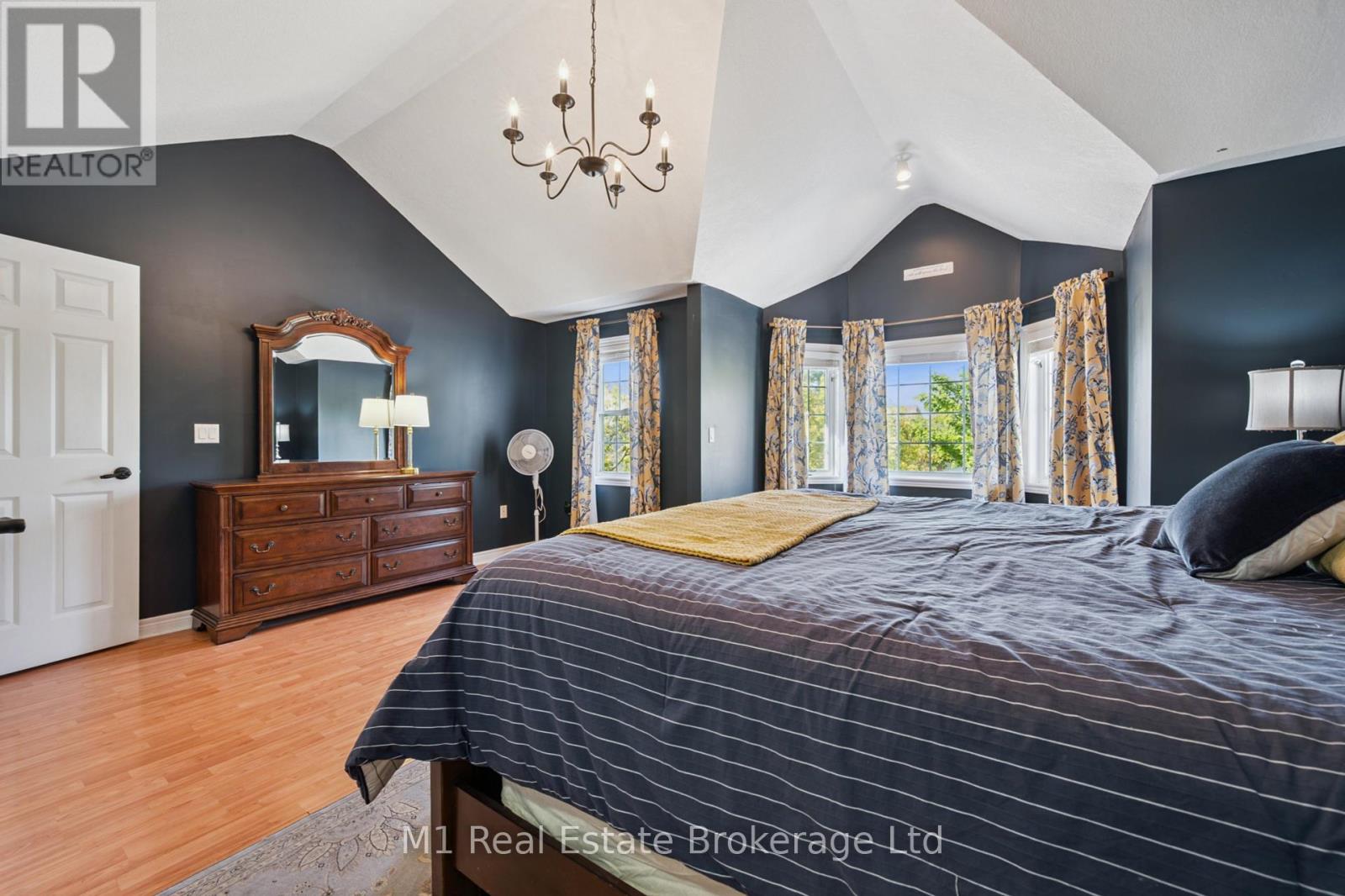 25 Mackay Street, Guelph, Ontario  N1E 7H3 - Photo 23 - X12432374