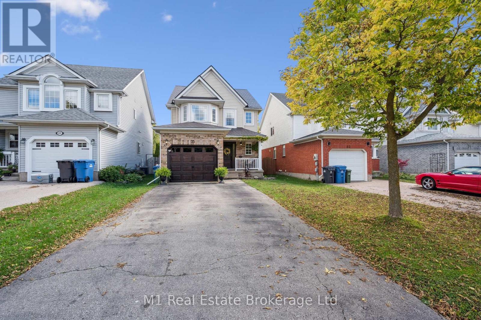 25 Mackay Street, Guelph, Ontario  N1E 7H3 - Photo 3 - X12432374