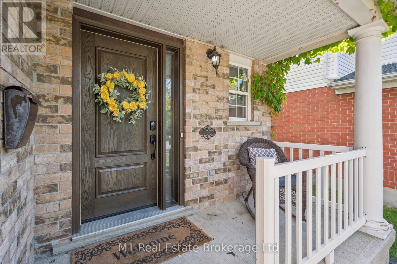 25 Mackay Street, Guelph, Ontario  N1E 7H3 - Photo 4 - X12432374