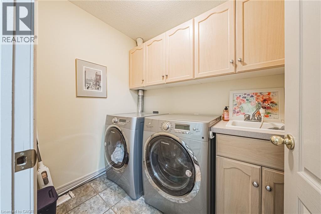 85 Edgewater Drive Unit# 6, Stoney Creek, Ontario  L8E 4Z2 - Photo 14 - 40774442