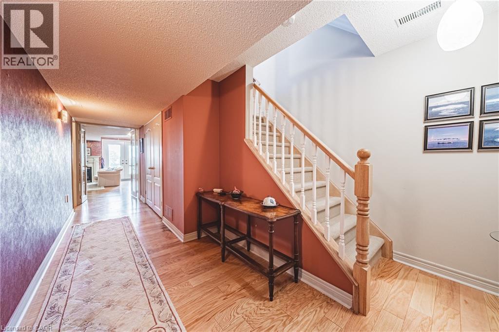 85 Edgewater Drive Unit# 6, Stoney Creek, Ontario  L8E 4Z2 - Photo 21 - 40774442