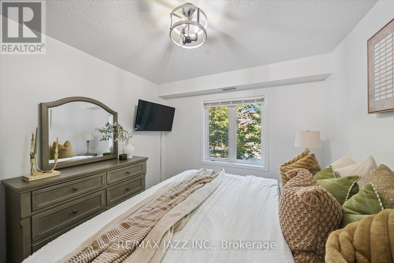205 - 120 Aspen Springs Drive, Clarington, Ontario  L1C 0G7 - Photo 17 - E12432438