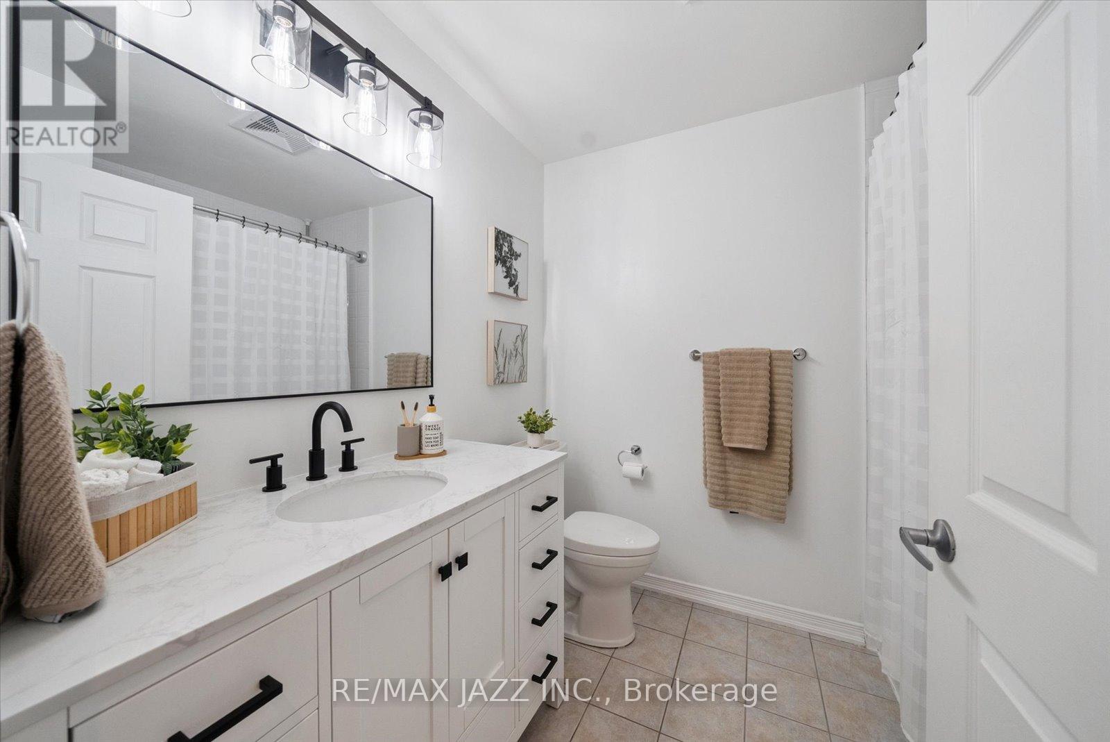 205 - 120 Aspen Springs Drive, Clarington, Ontario  L1C 0G7 - Photo 19 - E12432438