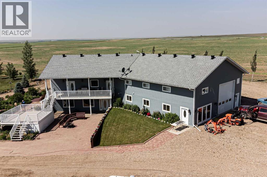 328 Railway Avenue, Travers, Alberta  T0L 1G0 - Photo 1 - A2143158