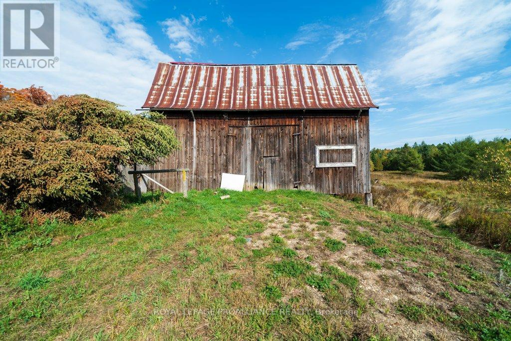 5948 Ardoch Road, North Frontenac, Ontario  K0H 1C0 - Photo 36 - X12432376