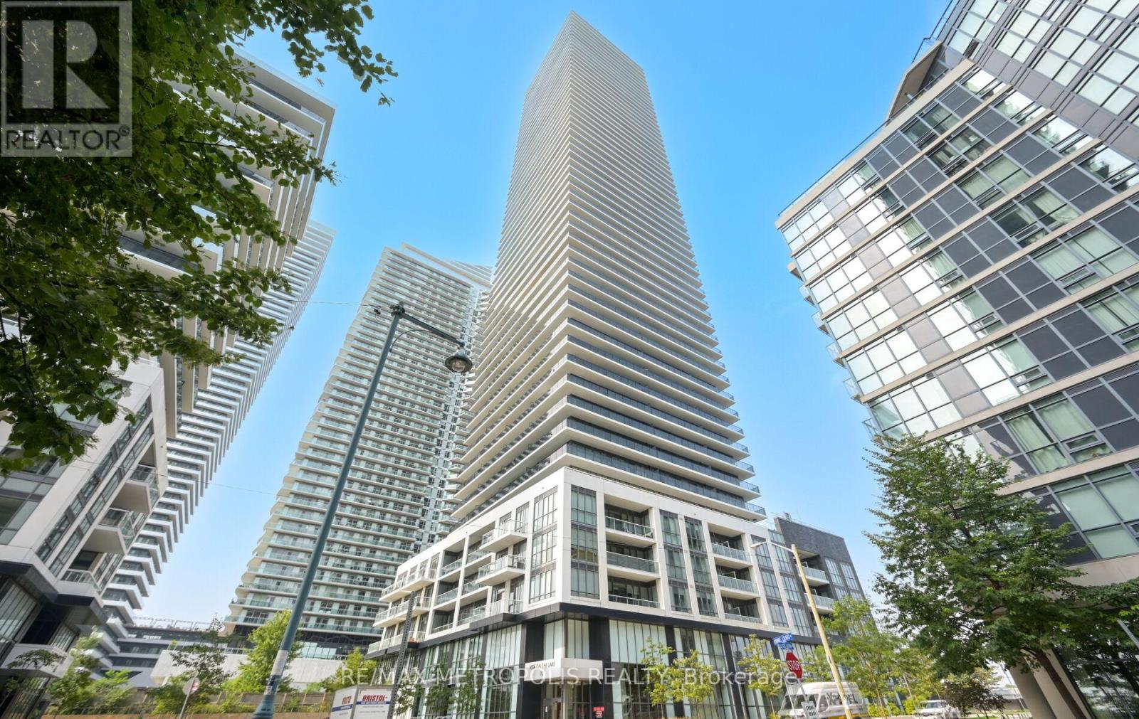 2808 - 70 ANNIE CRAIG DRIVE, Toronto, Ontario