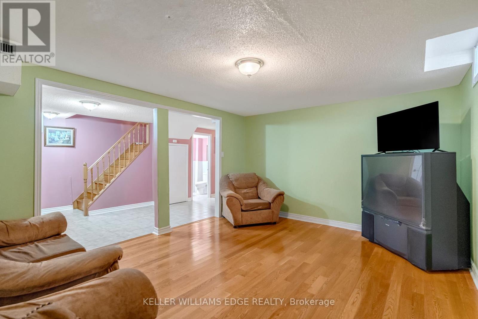 51 Corkett Drive, Brampton (Northwood Park), Ontario  L6X 3G1 - Photo 32 - W12432264