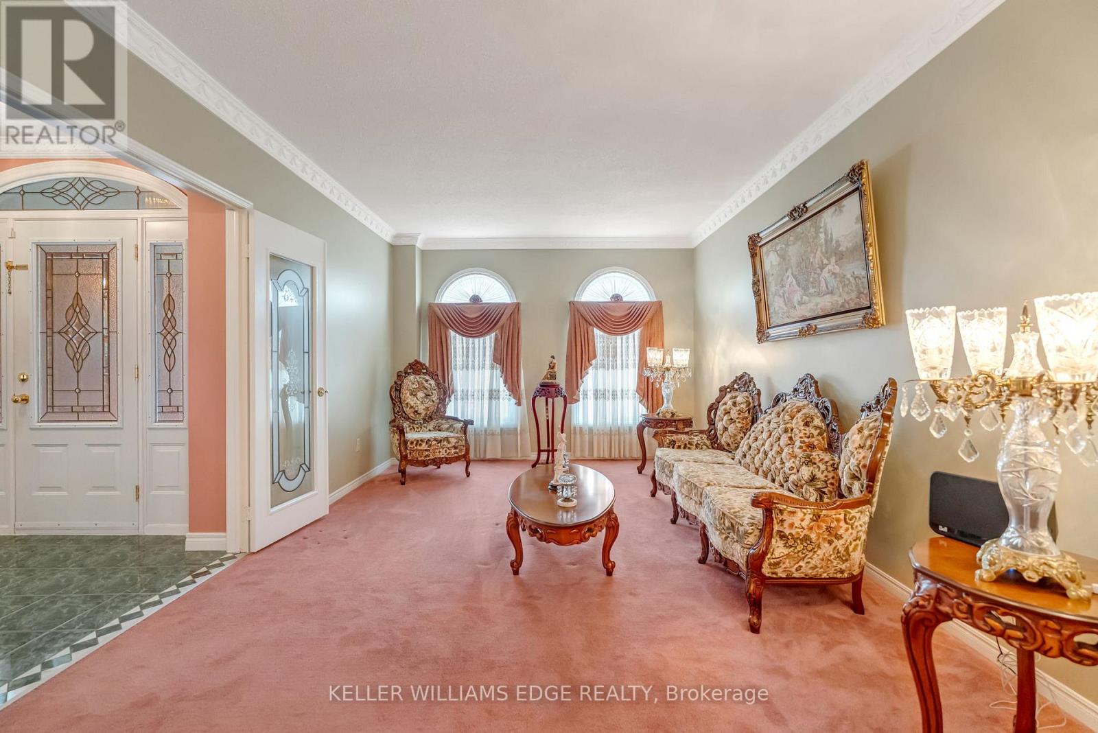 51 Corkett Drive, Brampton (Northwood Park), Ontario  L6X 3G1 - Photo 6 - W12432264