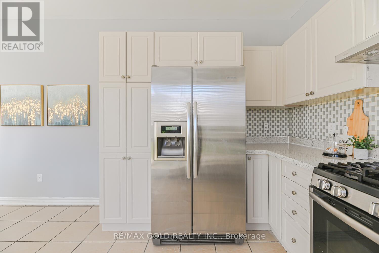 420 Sunny Meadow Boulevard, Brampton, Ontario  L6R 0H5 - Photo 14 - W12432287