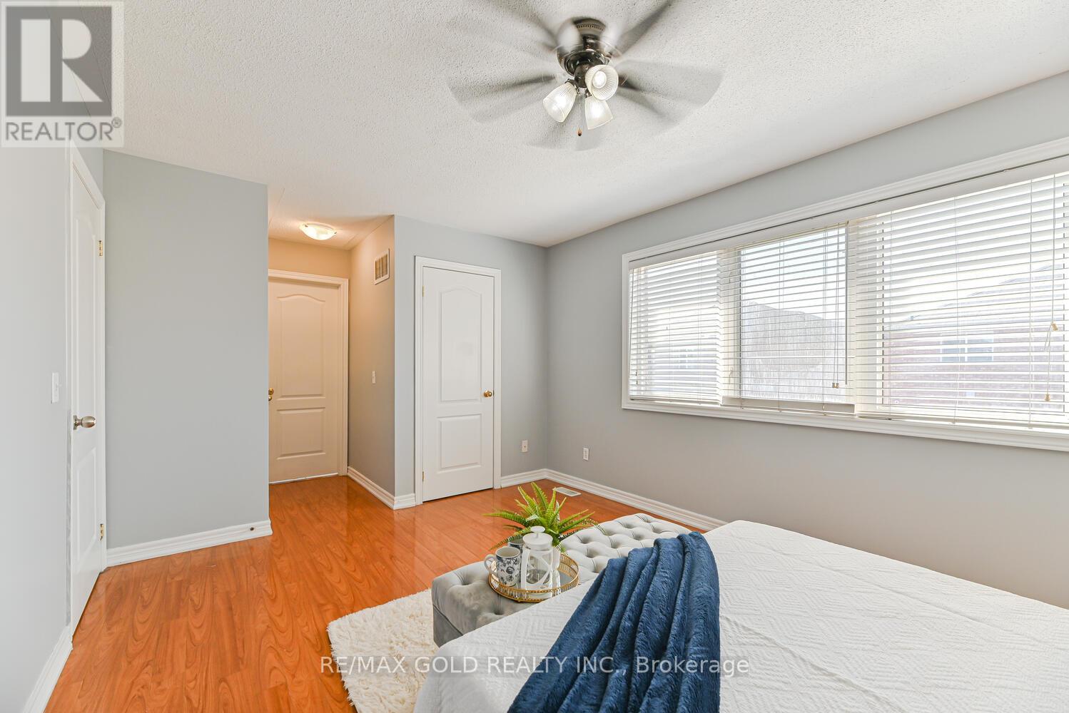 420 Sunny Meadow Boulevard, Brampton, Ontario  L6R 0H5 - Photo 21 - W12432287