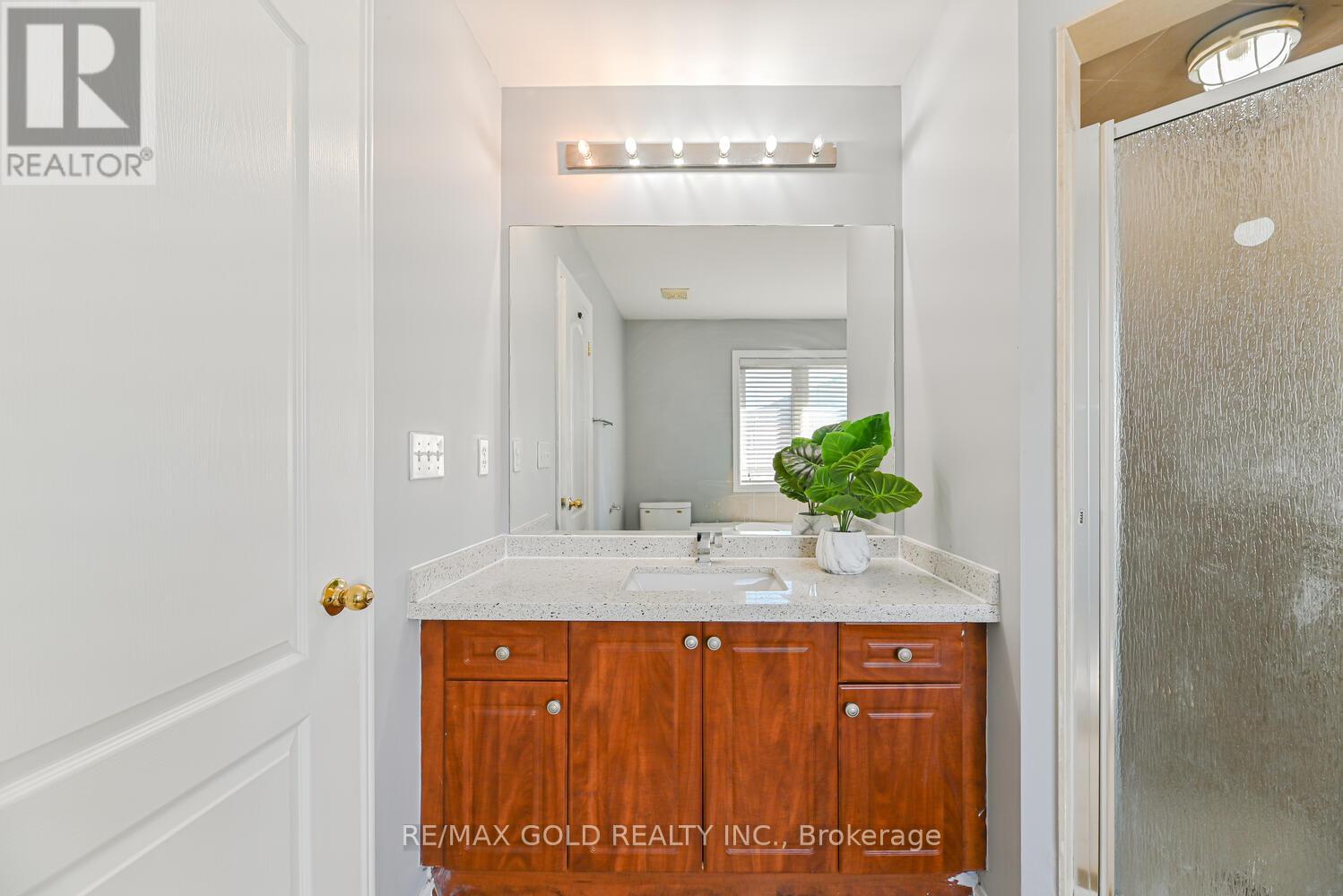 420 Sunny Meadow Boulevard, Brampton, Ontario  L6R 0H5 - Photo 24 - W12432287