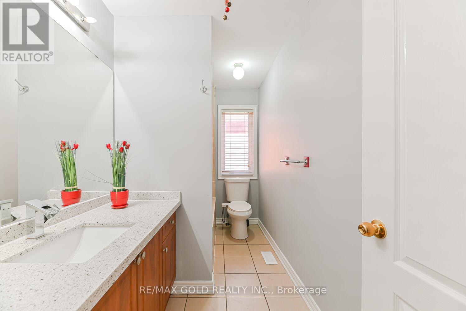 420 Sunny Meadow Boulevard, Brampton, Ontario  L6R 0H5 - Photo 28 - W12432287