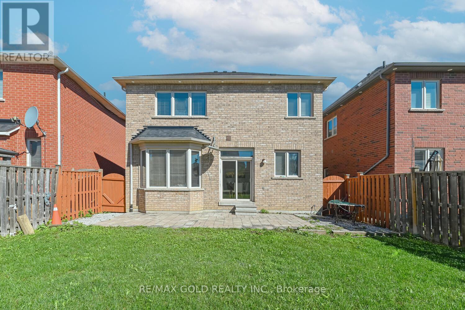420 Sunny Meadow Boulevard, Brampton, Ontario  L6R 0H5 - Photo 40 - W12432287
