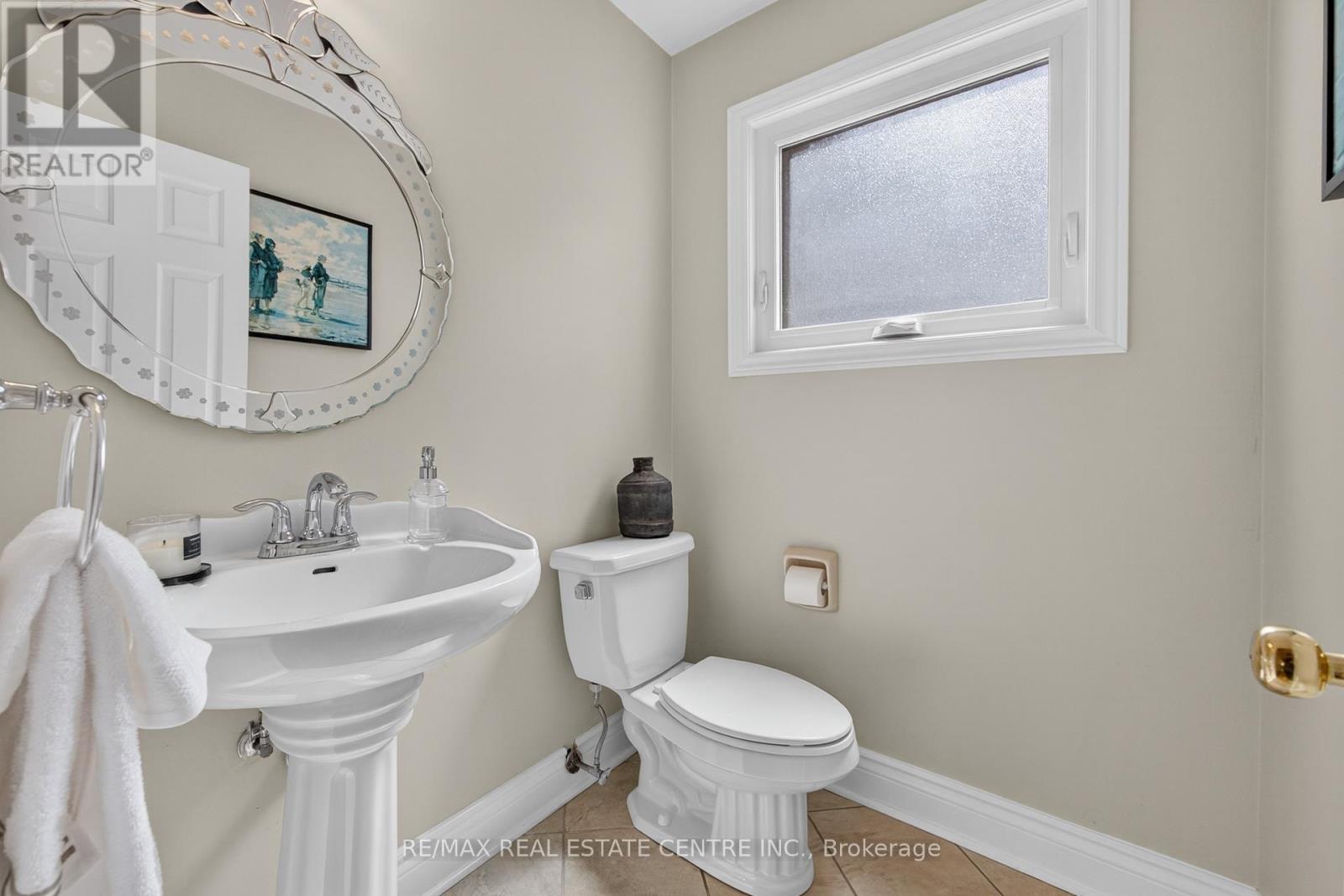 1436 Sprucewood Terrace, Oakville, Ontario  L6M 2P9 - Photo 23 - W12432289