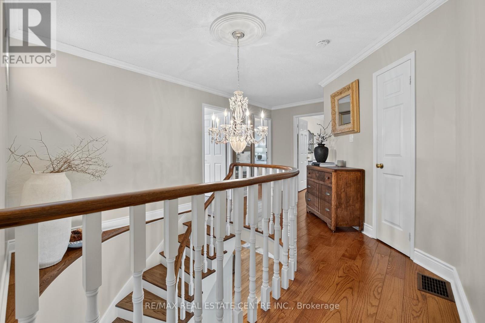 1436 Sprucewood Terrace, Oakville, Ontario  L6M 2P9 - Photo 27 - W12432289