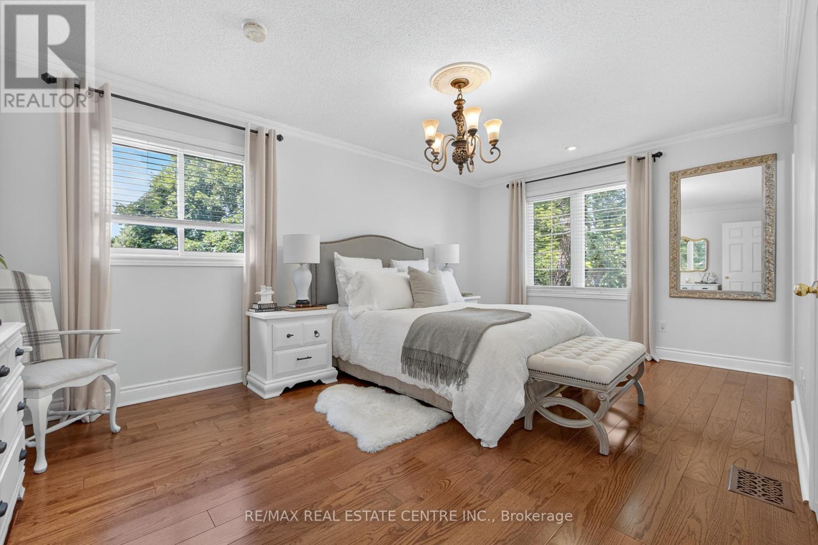 1436 Sprucewood Terrace, Oakville, Ontario  L6M 2P9 - Photo 28 - W12432289