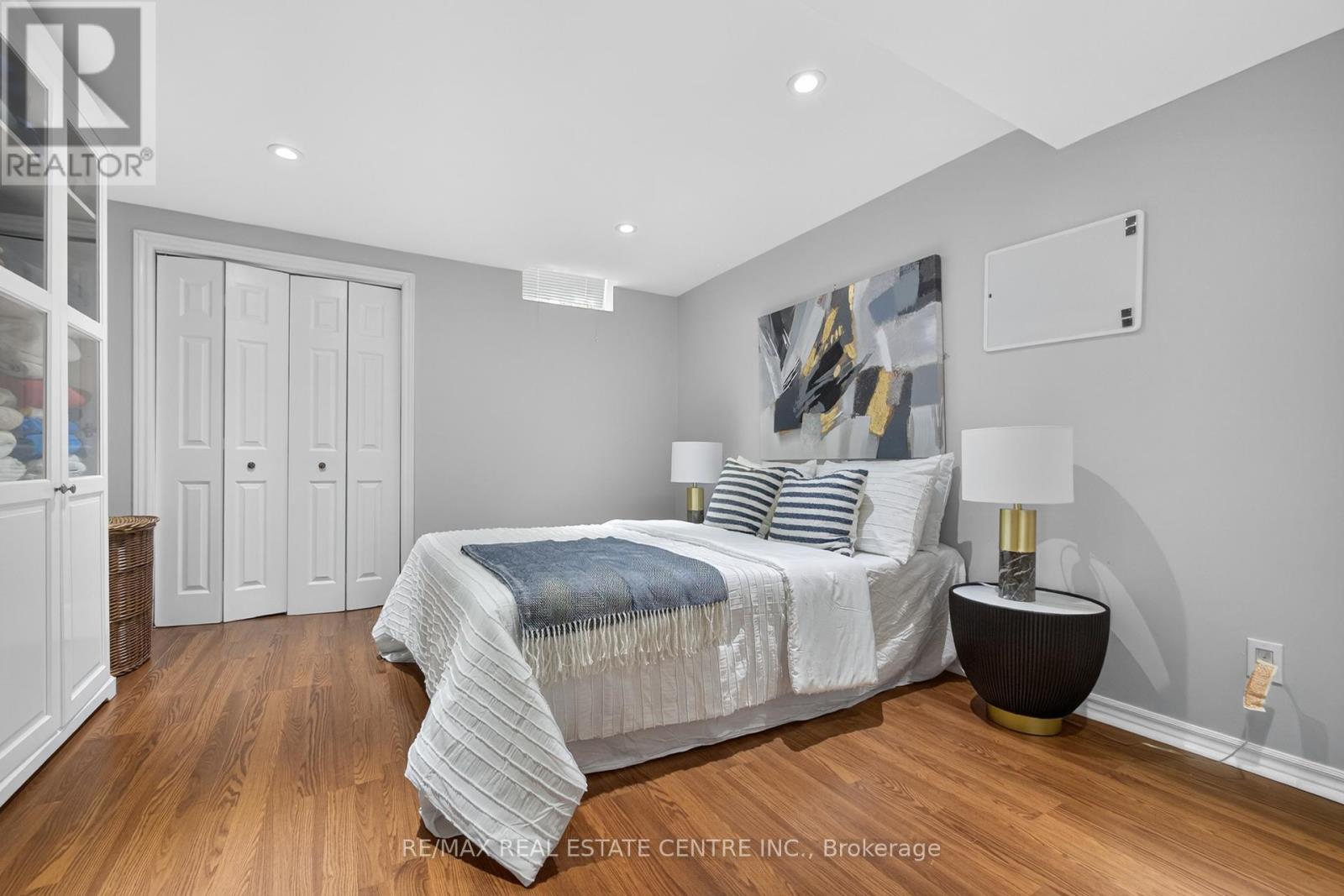1436 Sprucewood Terrace, Oakville, Ontario  L6M 2P9 - Photo 46 - W12432289