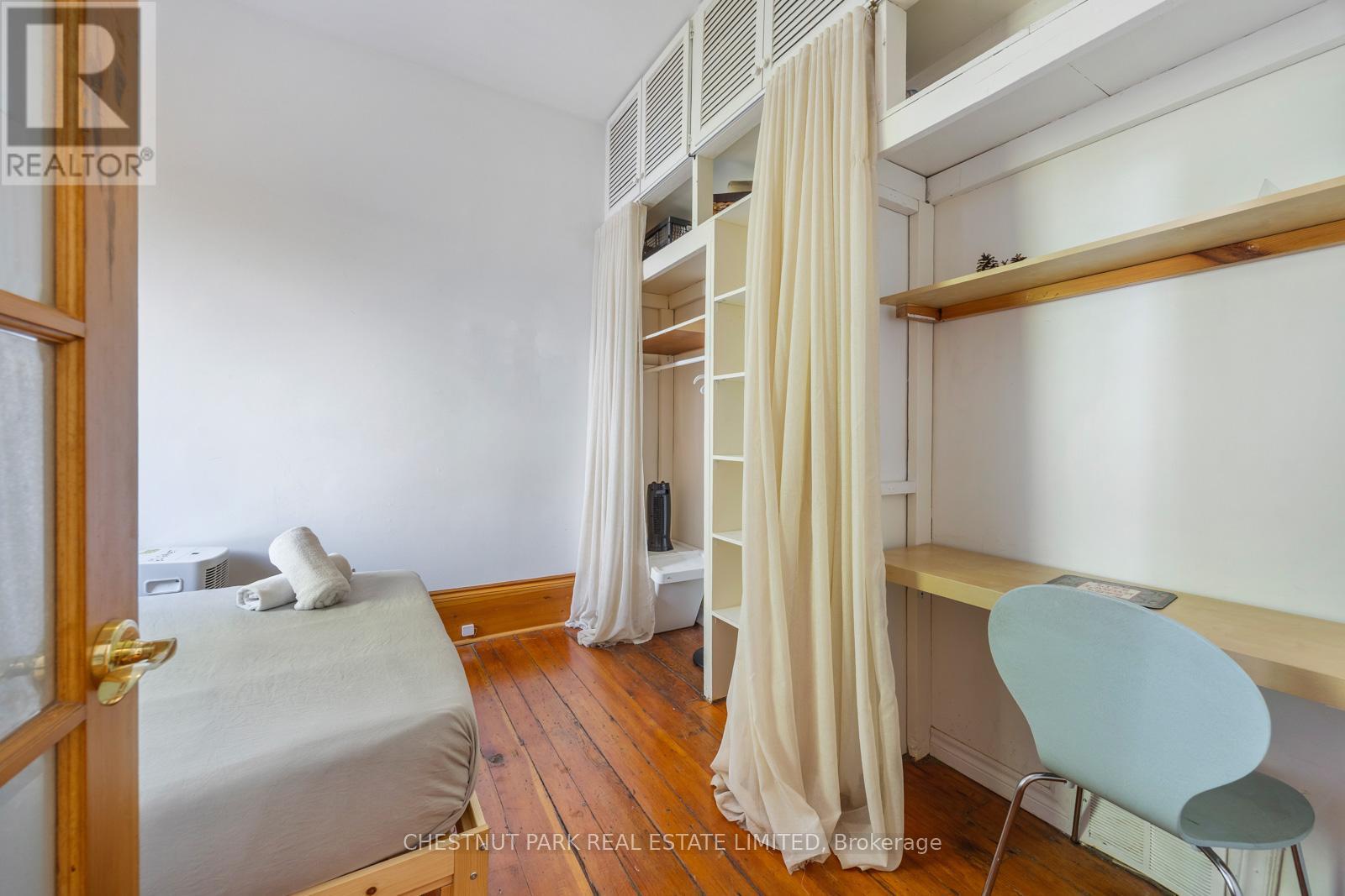 62 Garnet Avenue, Toronto, Ontario  M6G 1V7 - Photo 29 - W12432298