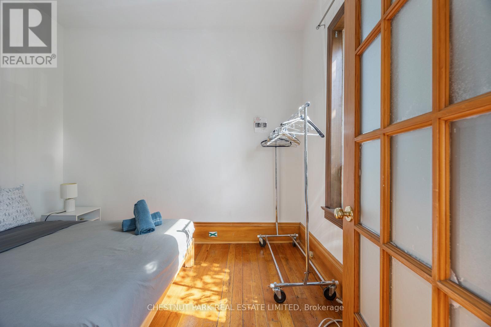 62 Garnet Avenue, Toronto, Ontario  M6G 1V7 - Photo 35 - W12432298