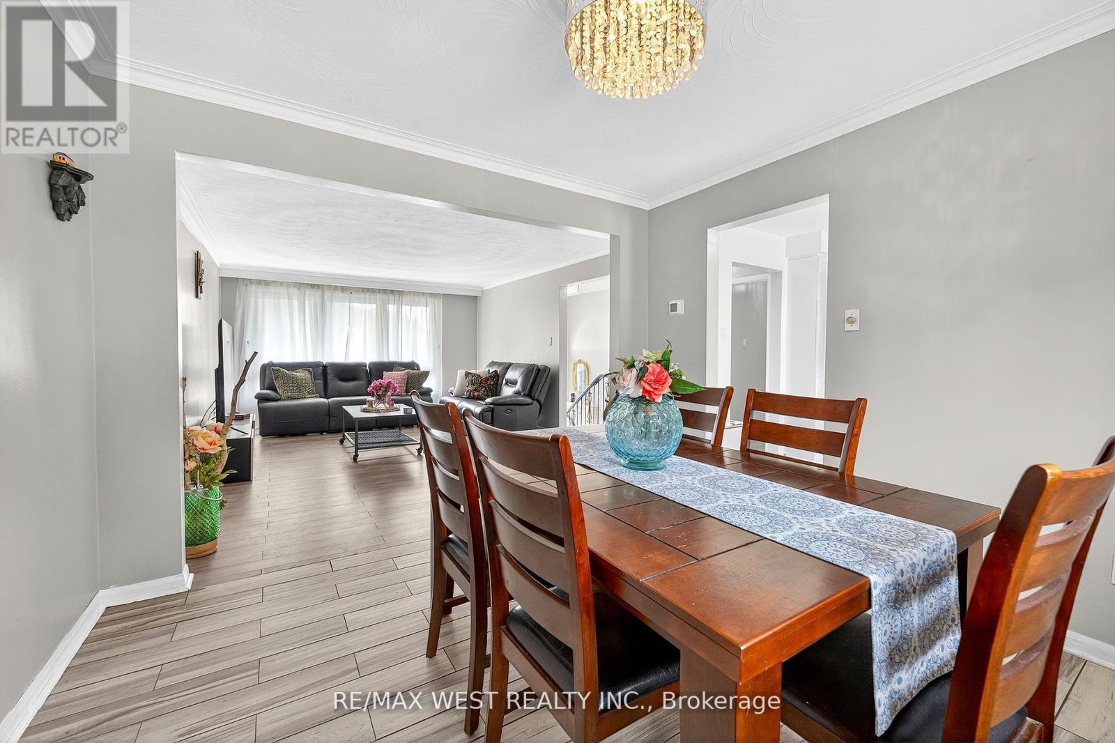 54 Barker Avenue, Toronto, Ontario  M9V 4A1 - Photo 10 - W12432305