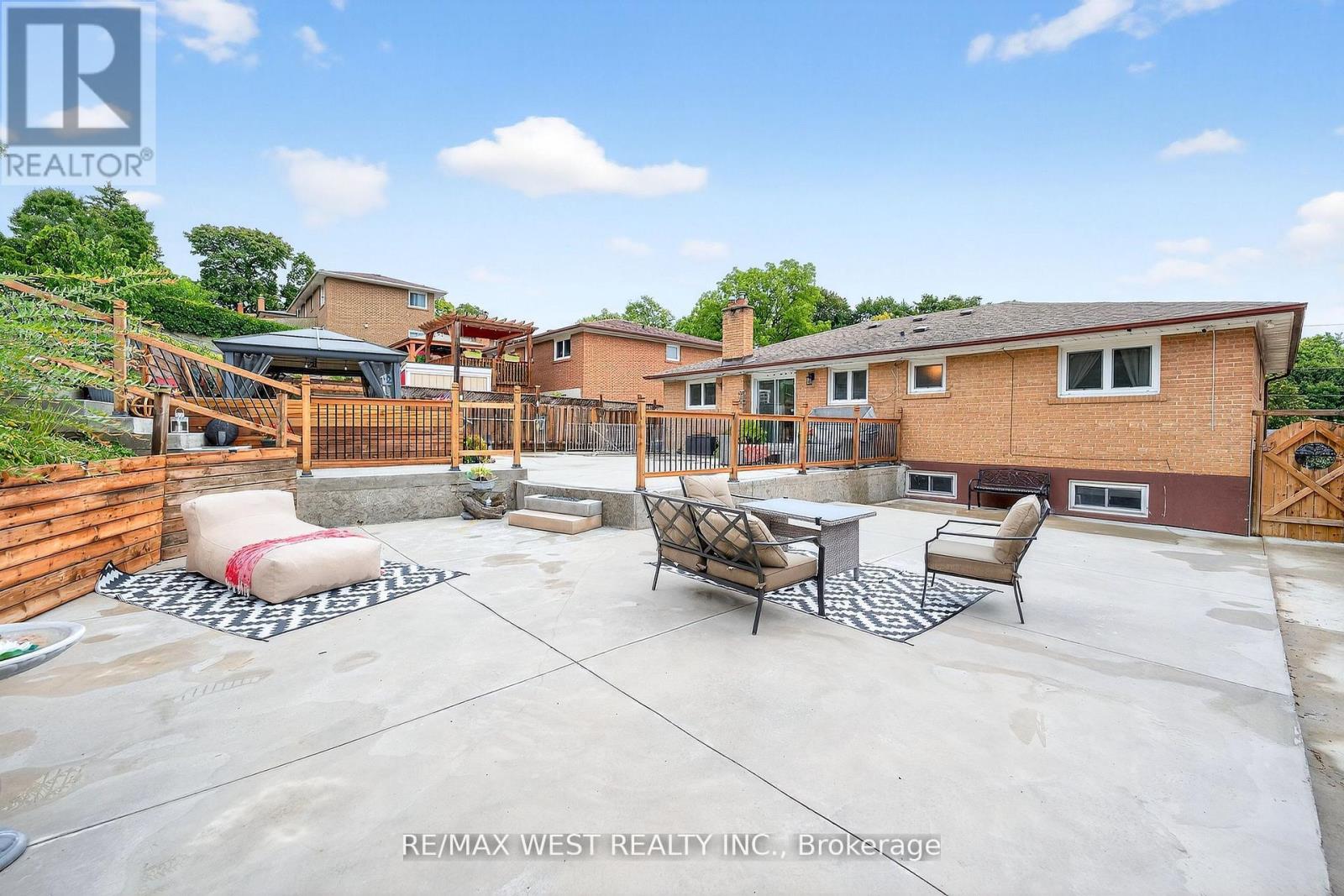 54 Barker Avenue, Toronto, Ontario  M9V 4A1 - Photo 30 - W12432305