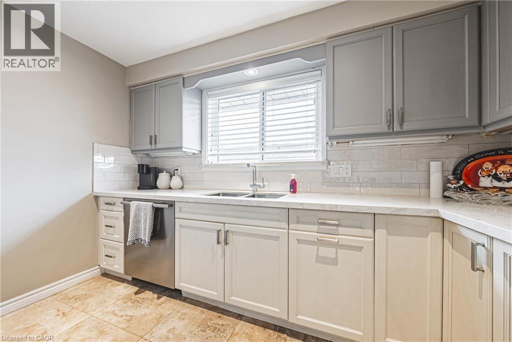 477 Queen Victoria Drive, Hamilton, Ontario  L8W 1G7 - Photo 17 - 40774466