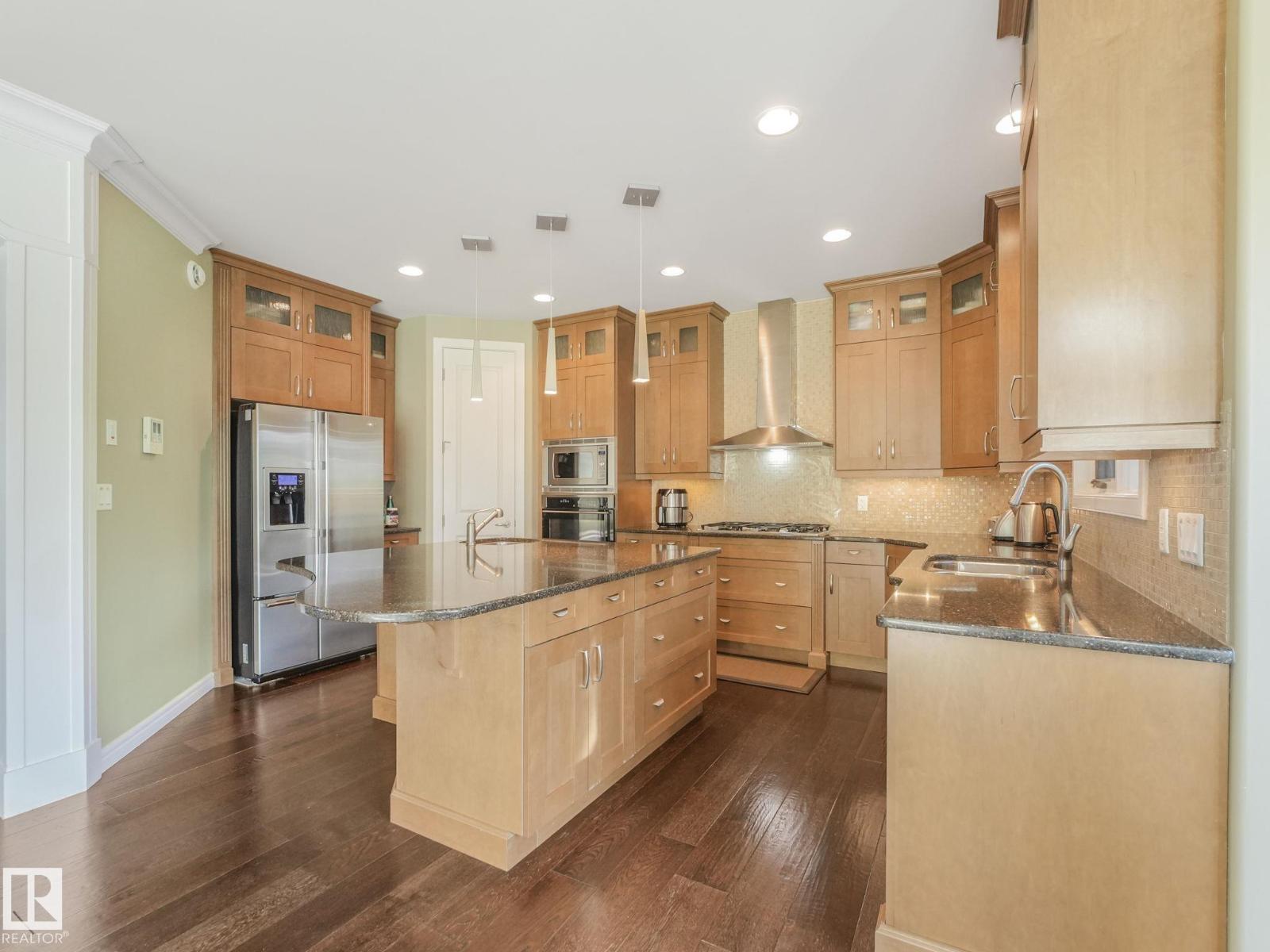 2408 Martell Cr Nw, Edmonton, Alberta  T6R 0C7 - Photo 15 - E4459960