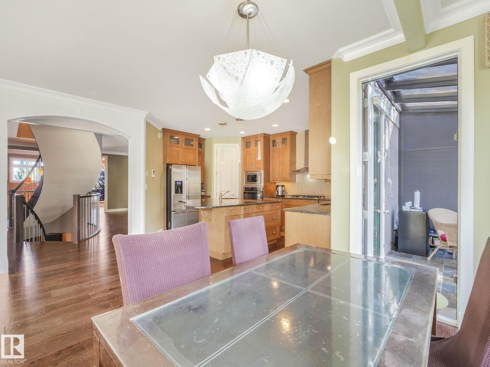 2408 Martell Cr Nw, Edmonton, Alberta  T6R 0C7 - Photo 21 - E4459960