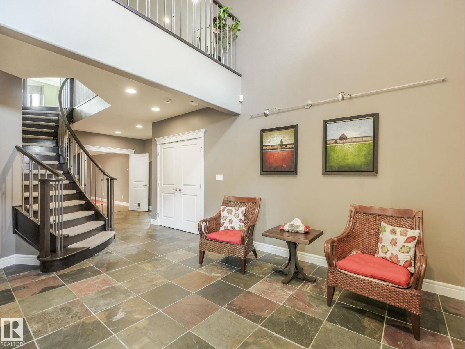 2408 Martell Cr Nw, Edmonton, Alberta  T6R 0C7 - Photo 3 - E4459960