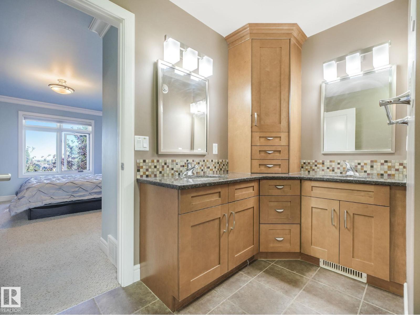 2408 Martell Cr Nw, Edmonton, Alberta  T6R 0C7 - Photo 33 - E4459960