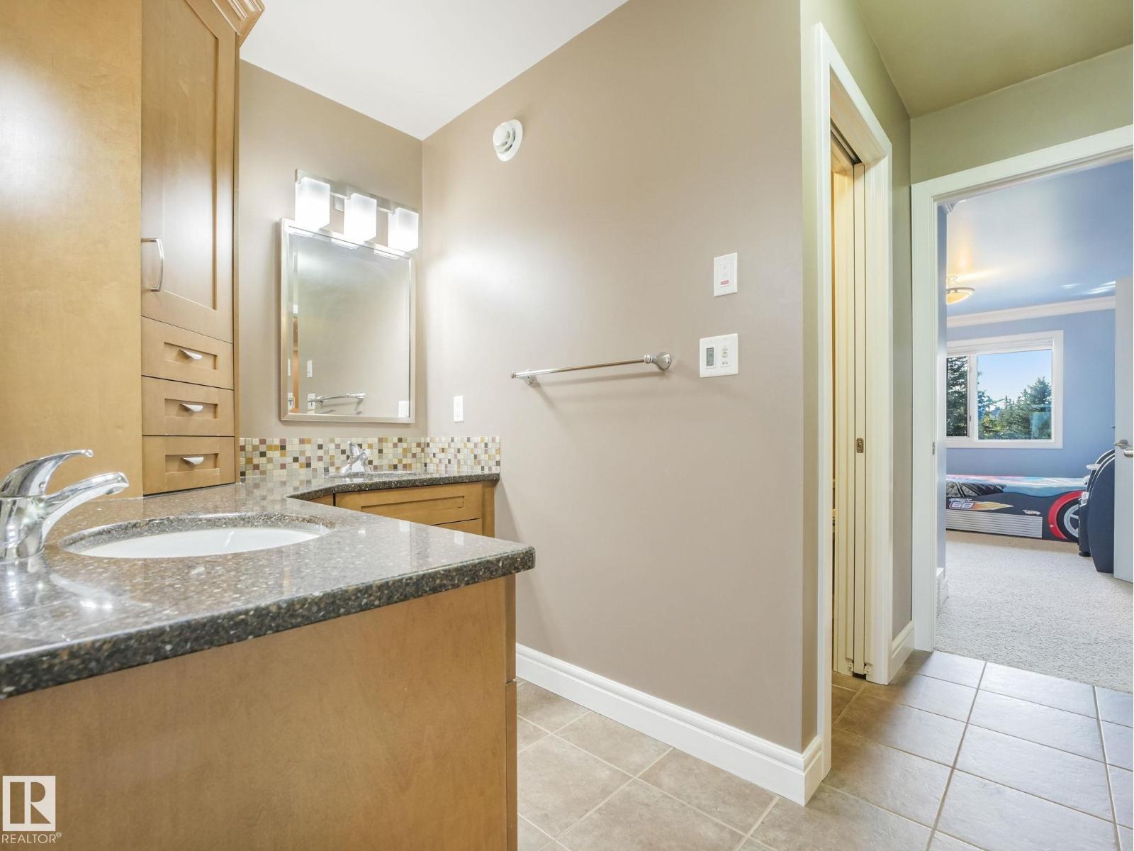 2408 Martell Cr Nw, Edmonton, Alberta  T6R 0C7 - Photo 34 - E4459960