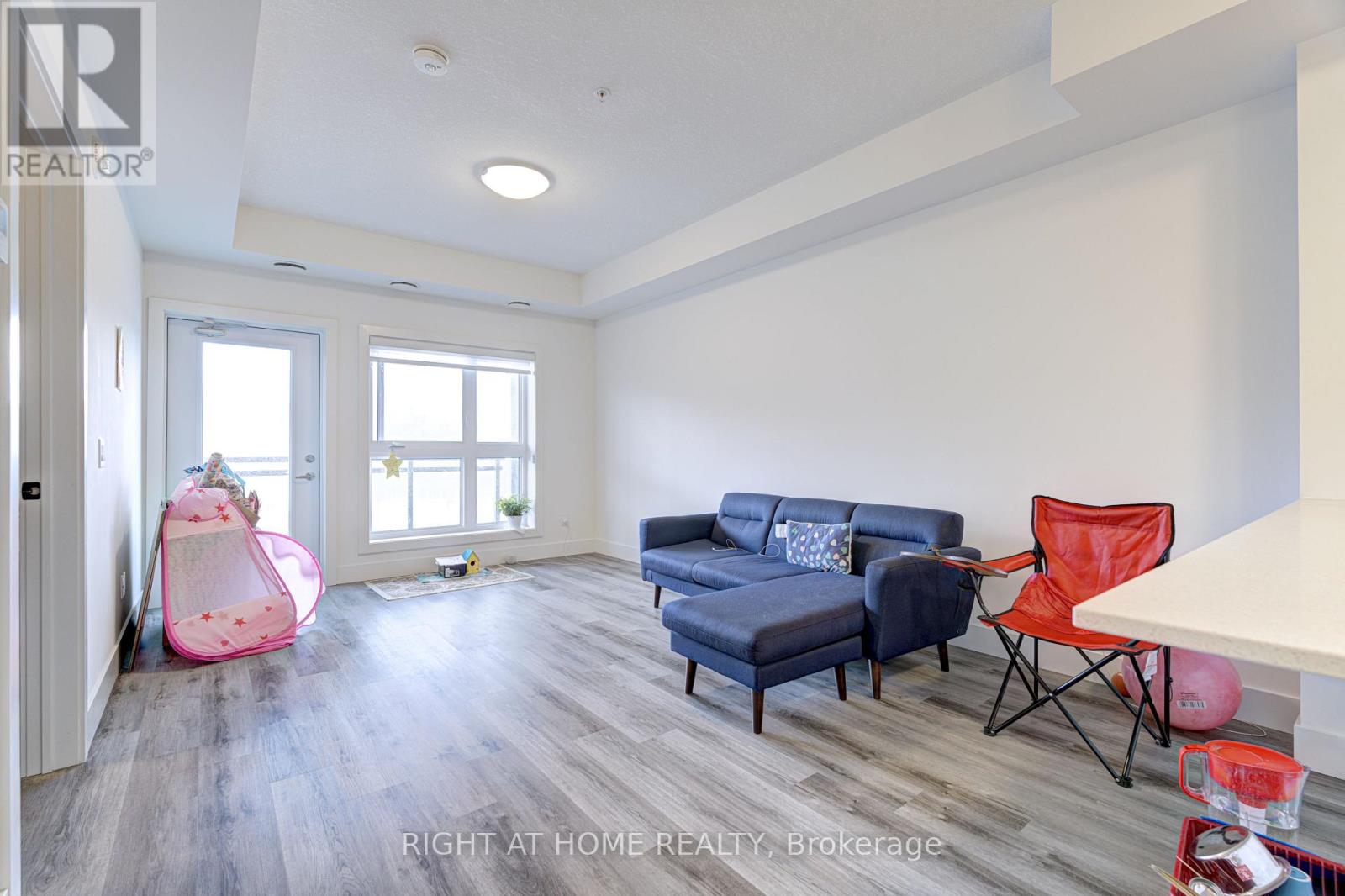 304 - 1201 Lackner Place, Kitchener, Ontario  N2A 4G3 - Photo 13 - X12432294